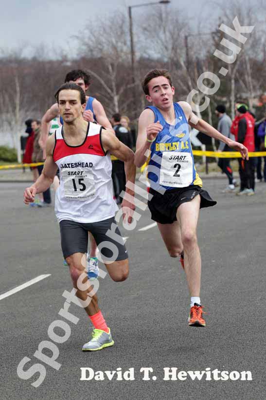 Conrad Franks (Gateshead) and Adrian Bailes (Birtley) senior mens Elswick Road Relays.
